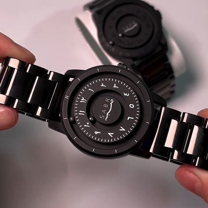 🔥Black Friday 50% OFF🔥 – SABR Arabic Numeral Magnetic Ball Watch | No-Hands Design, Futuristic Men’s Quartz